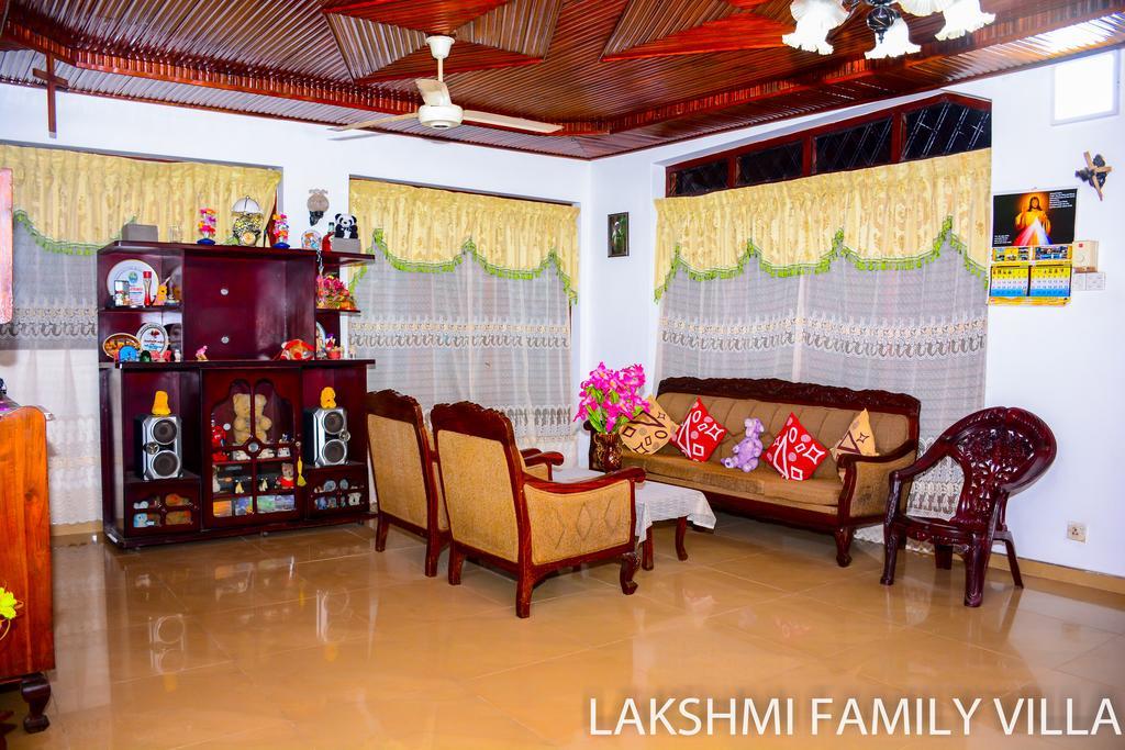 Lakshmi Family Villa Negombo Kültér fotó